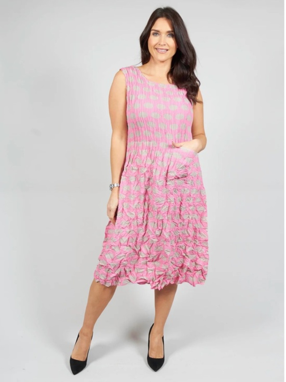 Alquema Sleeveless Smash Pocket Pink Beige Spot Dress Crinkle Pleated Stretch